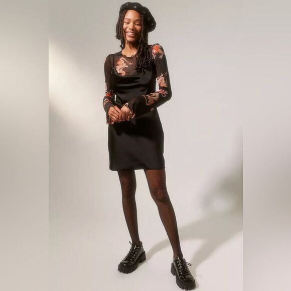 Urban Outfitters  Mallory Cowl Mini Black Slip Dress Size XS - Picture 7 of 12